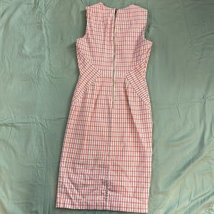 Sleeveless Seam Front Scuba Crepe Crew Neck Sheath Dress